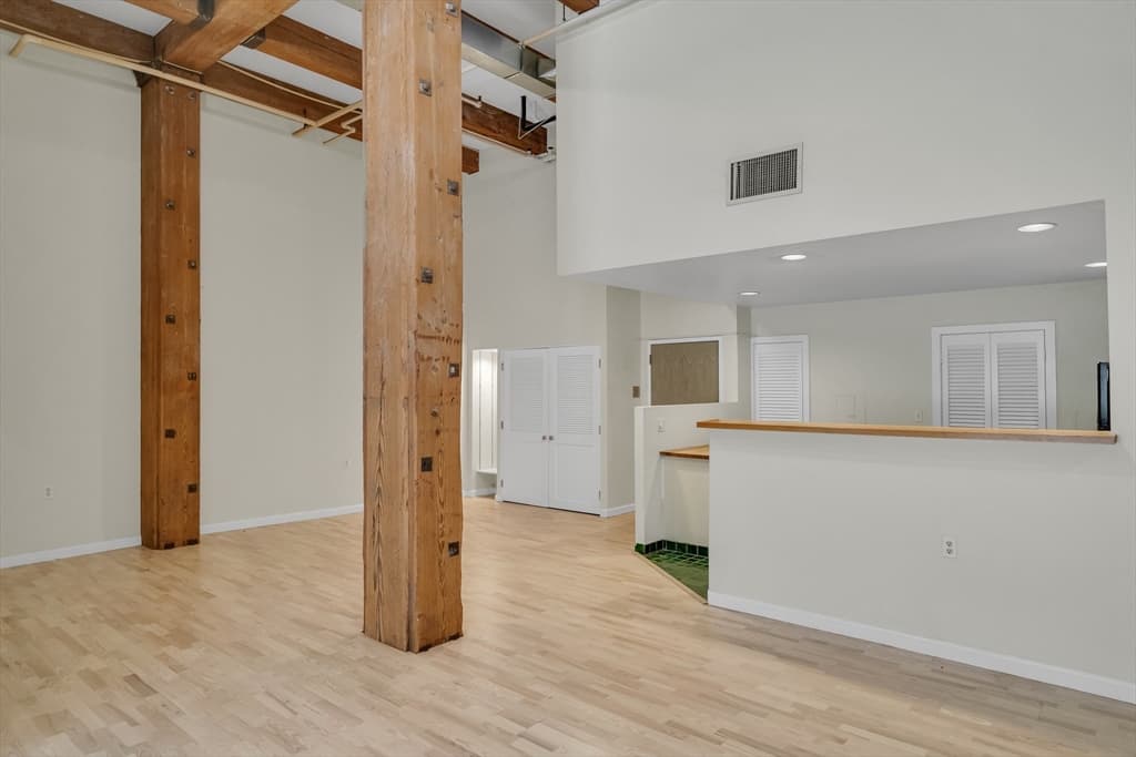 Condominium at 15 Sleeper # 104, Boston MA 02210, photo 6 of 25