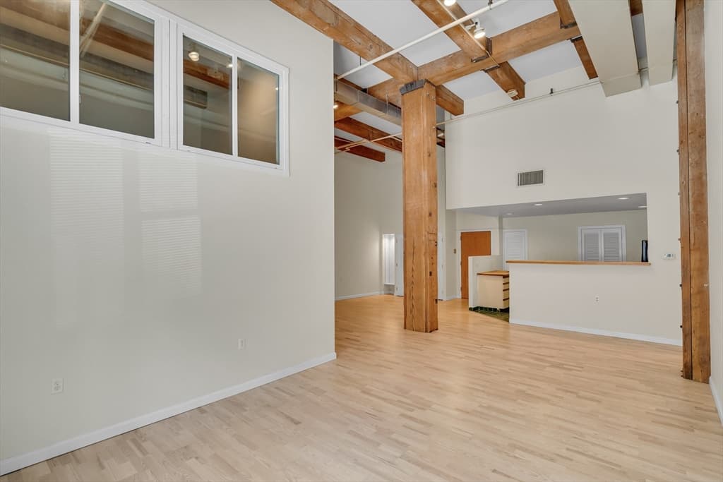 Condominium at 15 Sleeper # 104, Boston MA 02210, photo 5 of 25