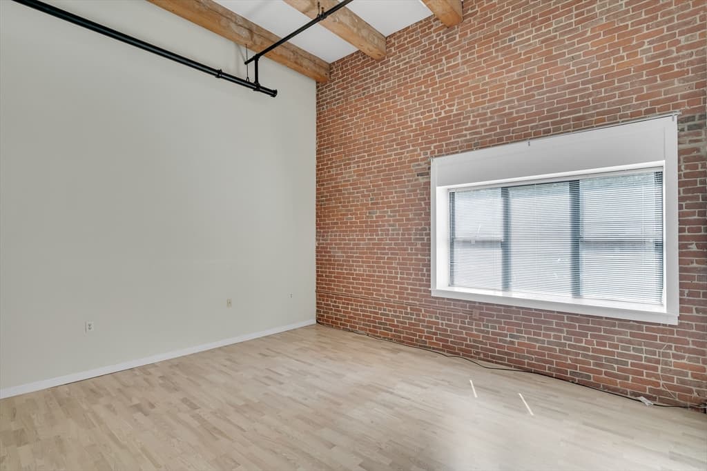 Condominium at 15 Sleeper # 104, Boston MA 02210, photo 10 of 25