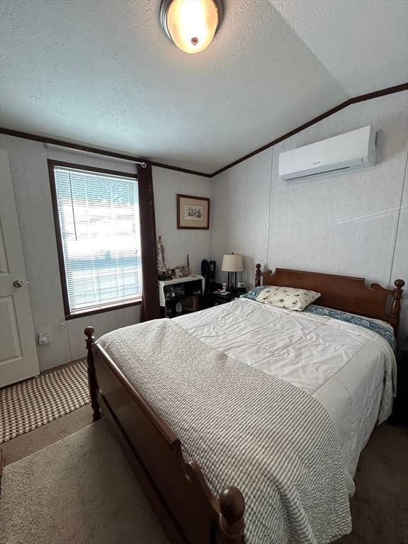 96 Newbury # 9B, Danvers MA 01960