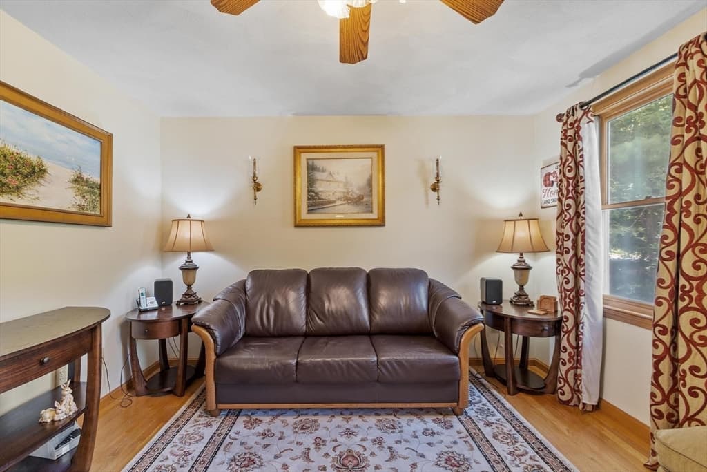 47 Sequoia Dr, Tyngsborough MA 01879 photo 12