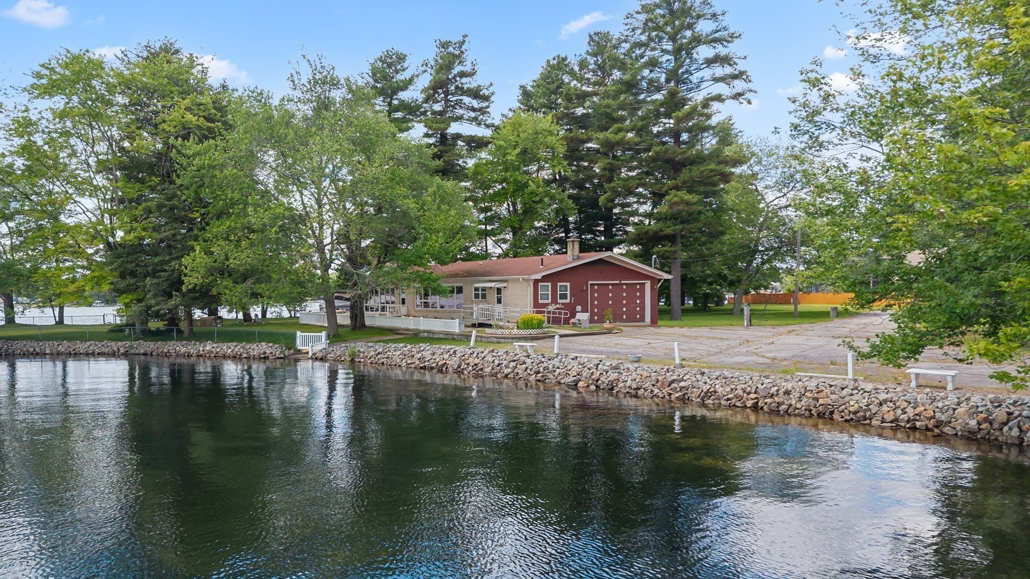 Single Family Residence at 20 Indian Point Rd, Webster MA 01570, photo 23 of 26