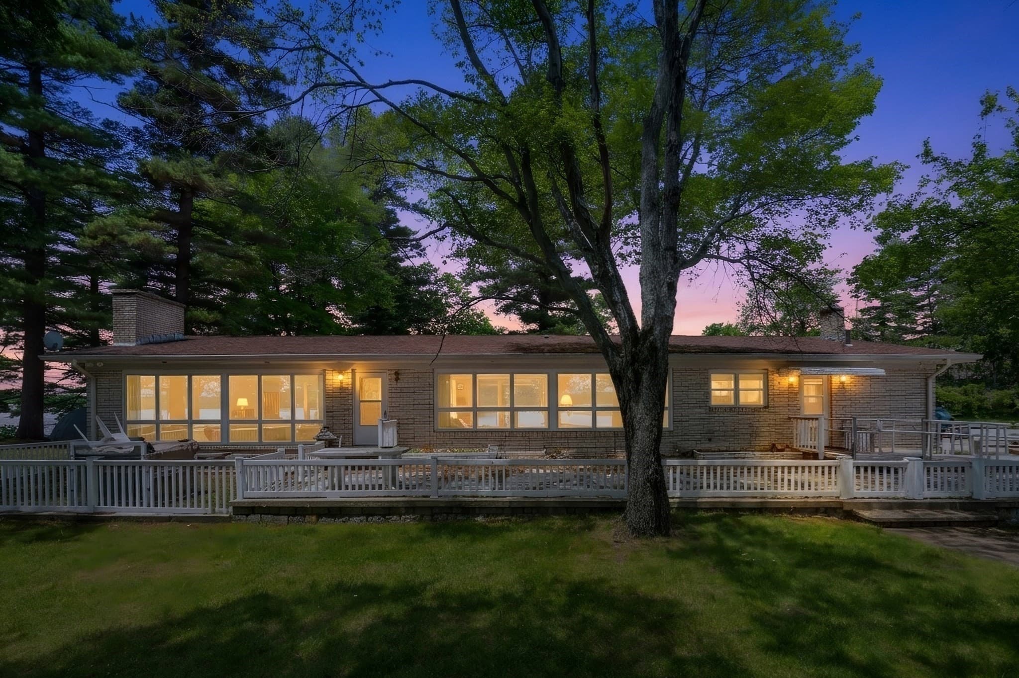 Single Family Residence at 20 Indian Point Rd, Webster MA 01570, photo 3 of 26
