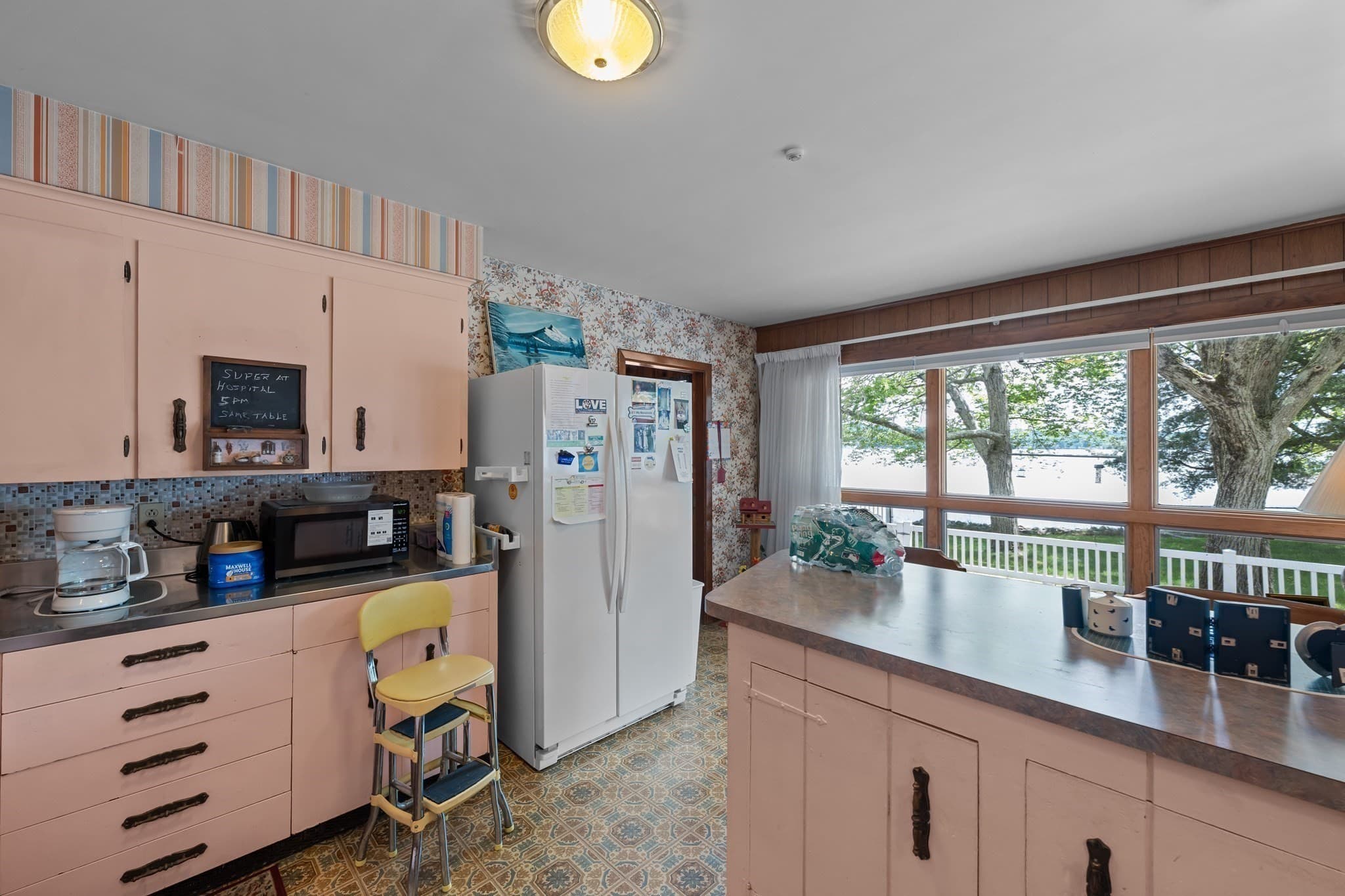 Single Family Residence at 20 Indian Point Rd, Webster MA 01570, photo 11 of 26