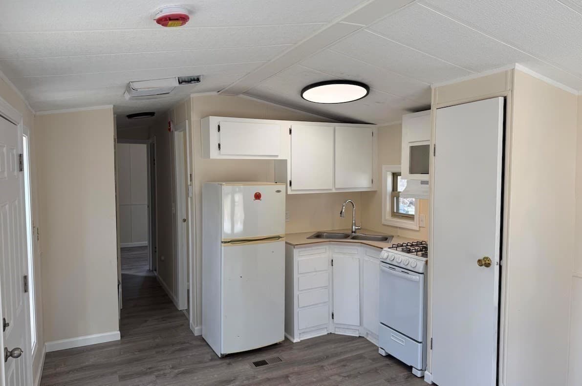 Mobile Home at 40 Albany Road # 3, West Stockbridge MA 01266, photo 5 of 14