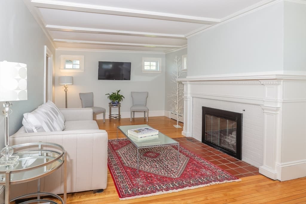 Single Family Residence at 55 Gregory St, Marblehead MA 01945, Marblehead, photo 6 of 28