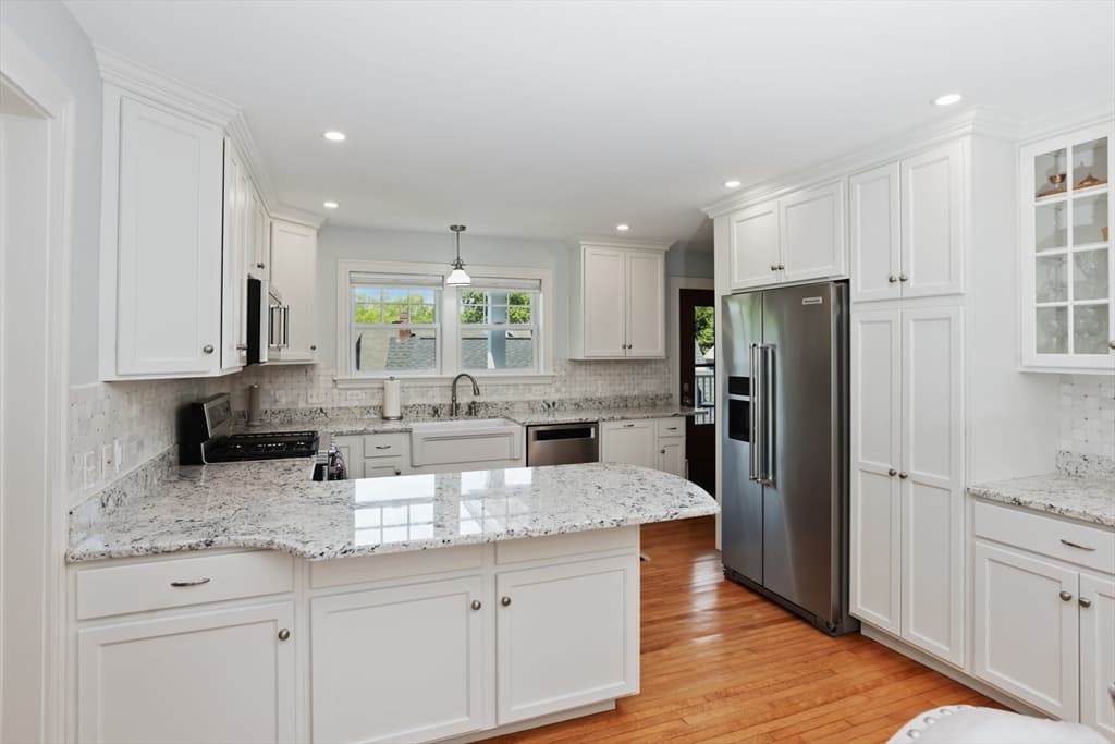 Single Family Residence at 55 Gregory St, Marblehead MA 01945, Marblehead, photo 8 of 28