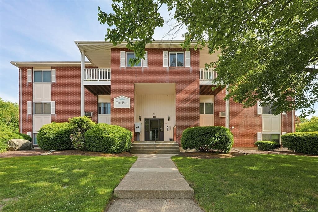 10 Dailey St # H, Attleboro MA 02703