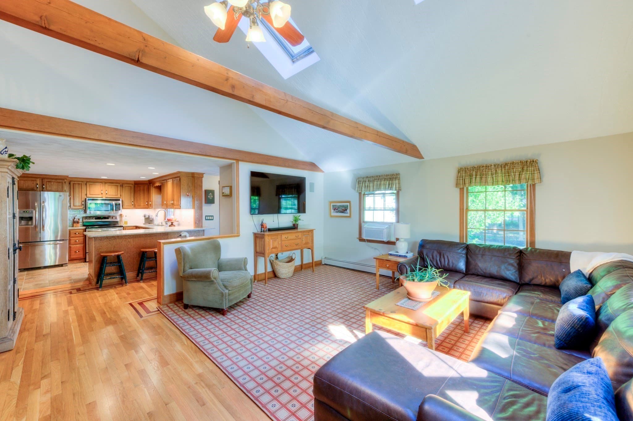 Single Family Residence at 18 Ivy Rd, Littleton MA 01460, Littleton, photo 5 of 31