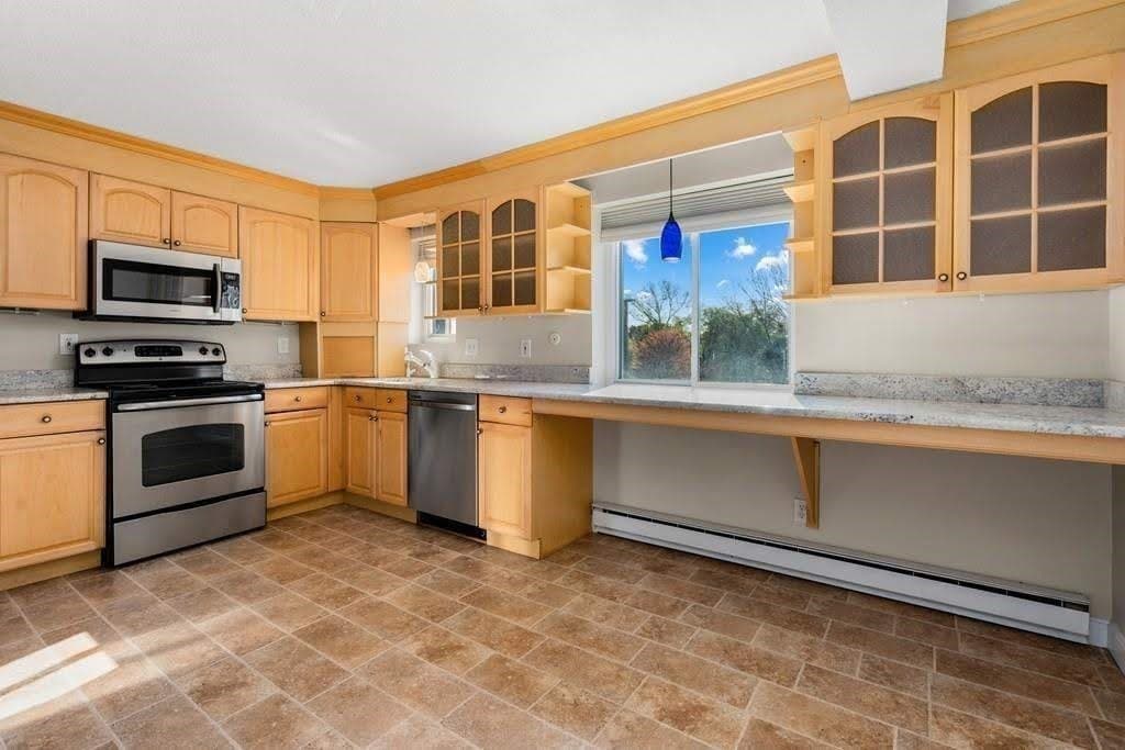 Condominium at 47 Mystic St # 3F, Arlington MA 02474, Arlington, photo 3 of 23