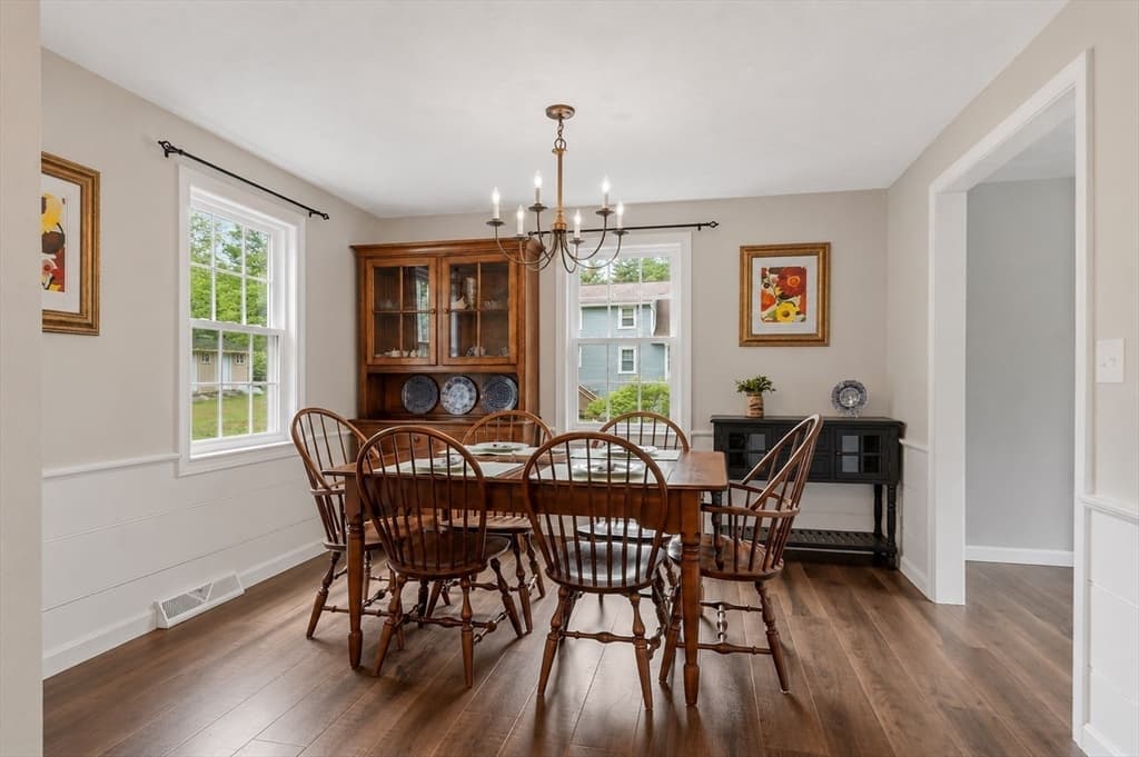 Single Family Residence at 6 Redwood St, Townsend MA 01469, Townsend, photo 12 of 39