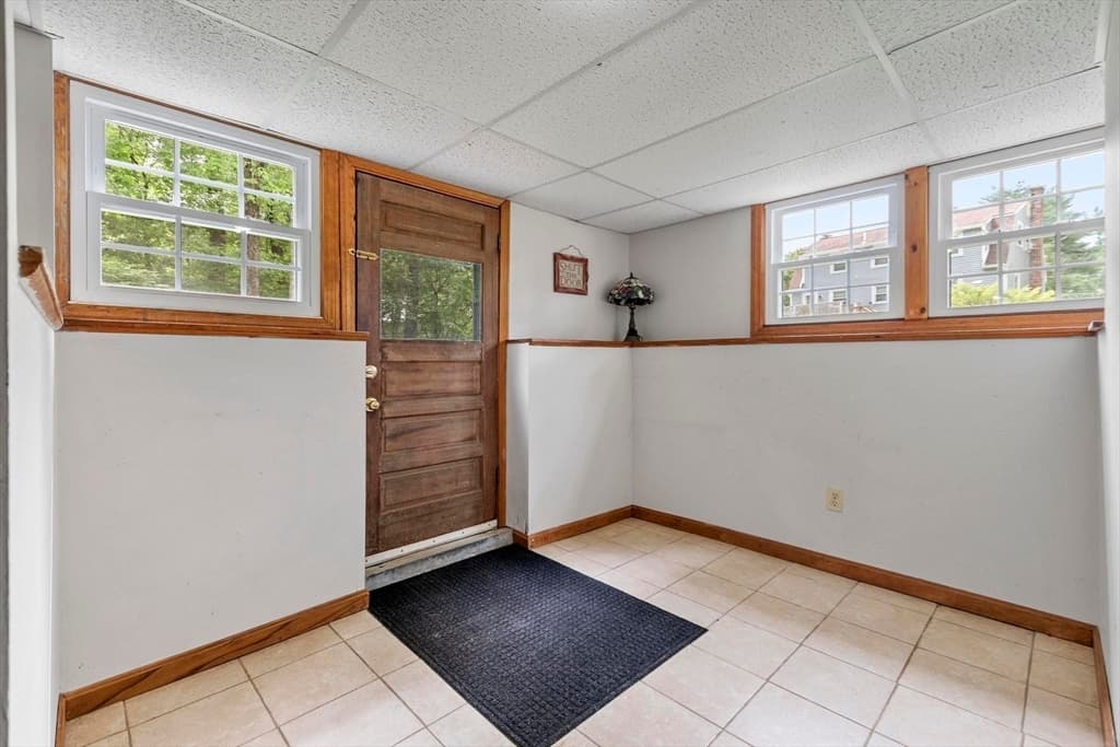 Single Family Residence at 6 Redwood St, Townsend MA 01469, Townsend, photo 32 of 39