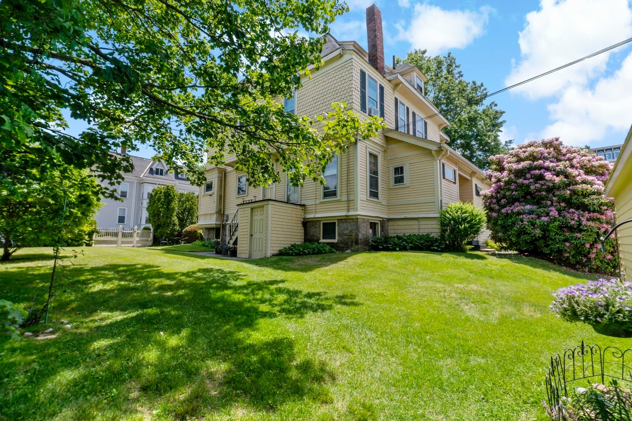 4 Family - 4 Units Up/Down at 216 Prospect St, Fall River MA 02720, Fall River, photo 5 of 40
