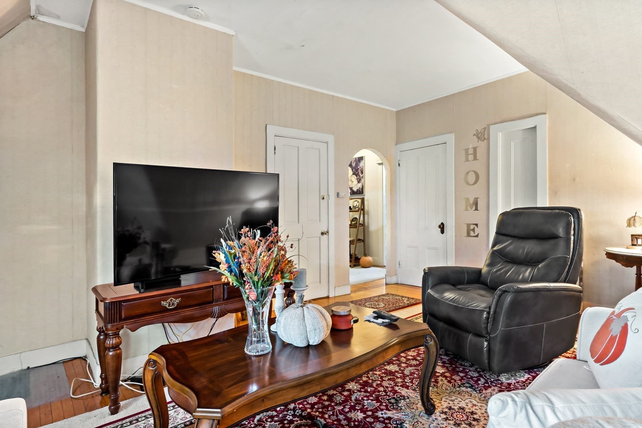 4 Family - 4 Units Up/Down at 216 Prospect St, Fall River MA 02720, Fall River, photo 35 of 40