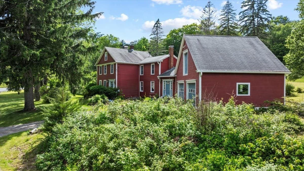 Single Family Residence at 12 Mill Stone Rd, West Brookfield MA 01585, West Brookfield, photo 2 of 41