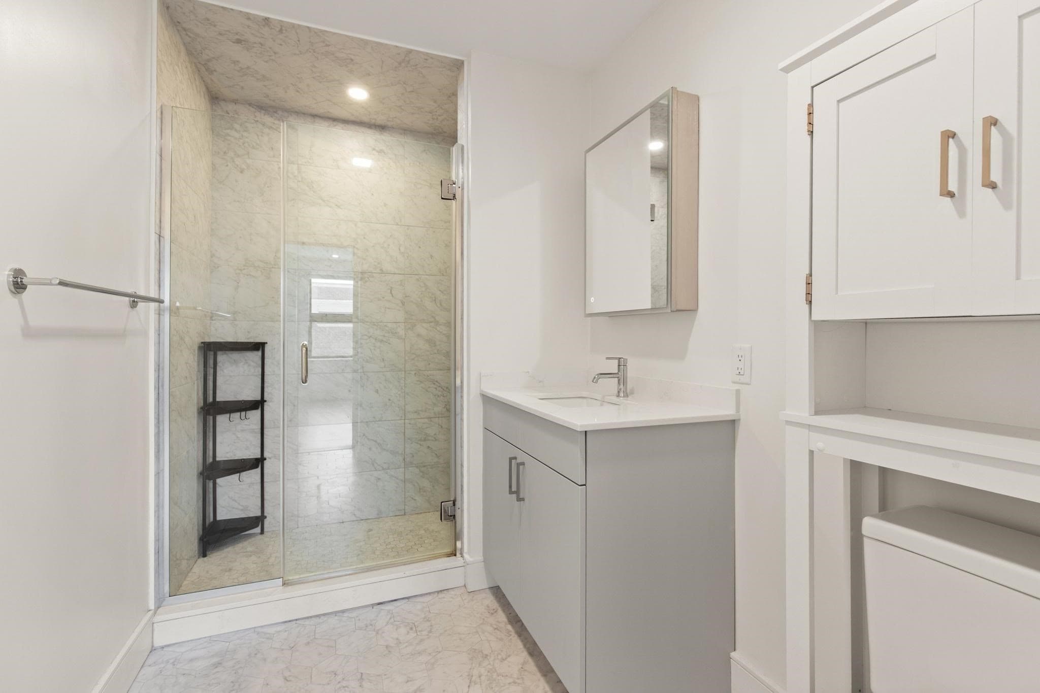 Condominium at 1948-1950 Washington St # 2G, Boston MA 02118, photo 8 of 20