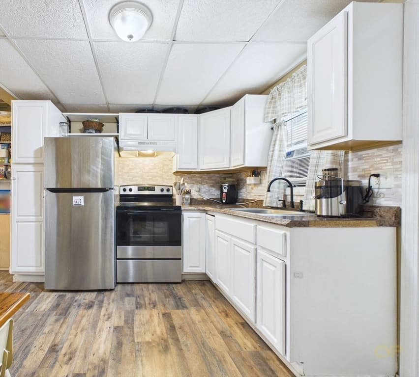 615 Robeson St, Fall River MA 02720 photo 8