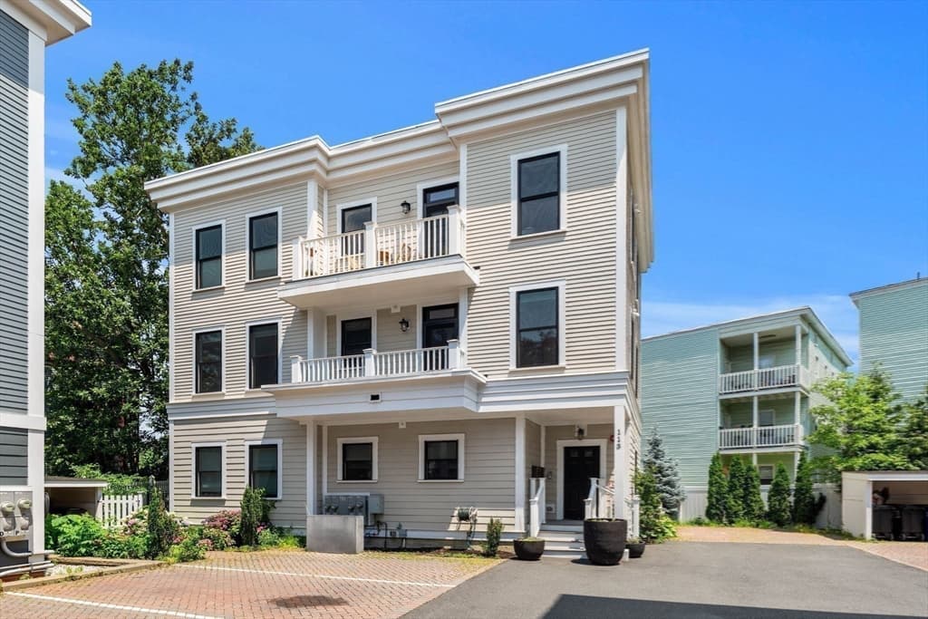 113 Beacon Street # B, Somerville MA 02143 photo 36