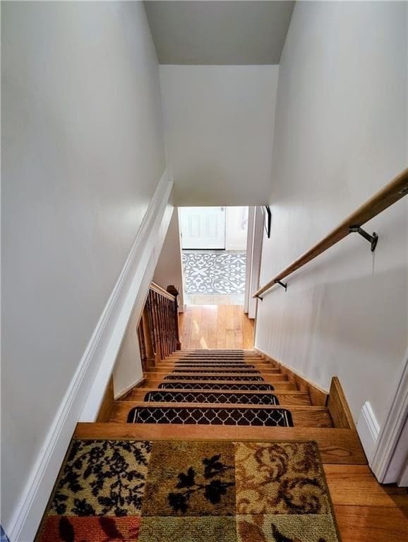 Single Family Residence at 3871 Mendon Rd, Cumberland RI 02864, Cumberland, photo 4 of 25
