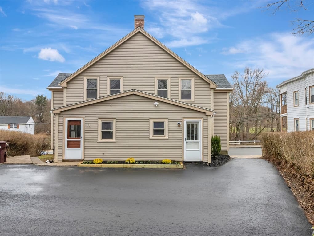 185 Colburn St # 185, Dedham MA 02026 photo 3