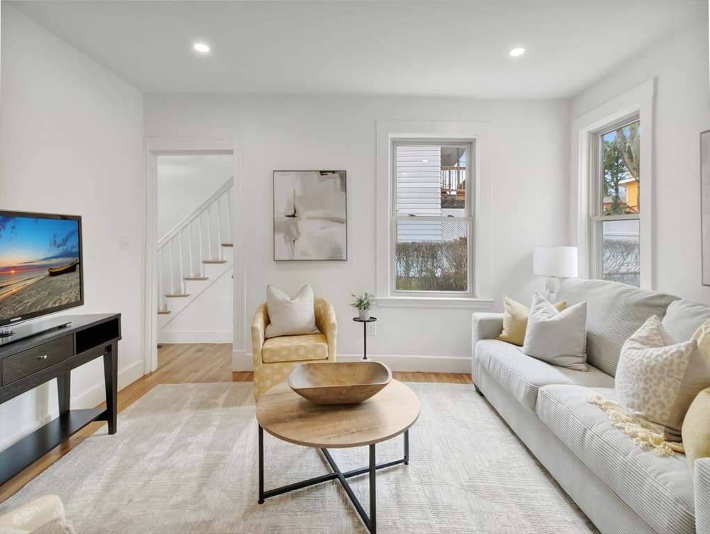 185 Colburn St # 185, Dedham MA 02026 photo 15