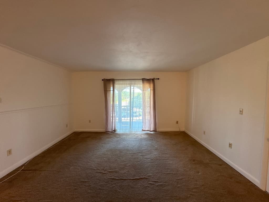 Condominium at 685 Oak St # 12, Brockton MA 02301, Brockton, photo 4 of 19