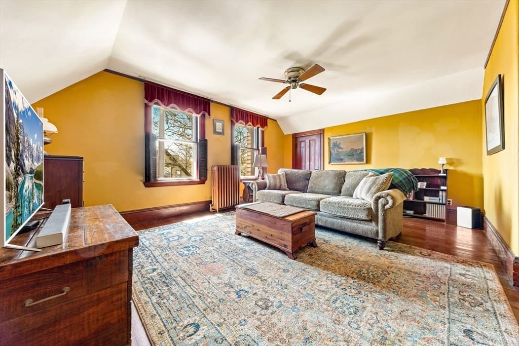 Single Family Residence at 3 Moultrie St, Boston MA 02124, Boston, photo 23 of 36