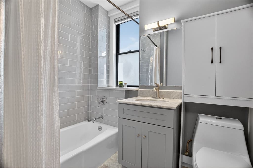 Condominium at 36 E Newton St # 1, Boston MA 02118, Boston, photo 12 of 17