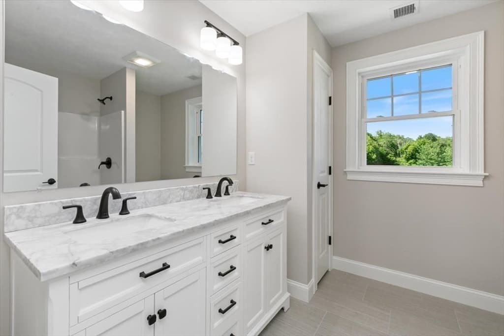 150 Nashua Rd, Dracut MA 01826 photo 24