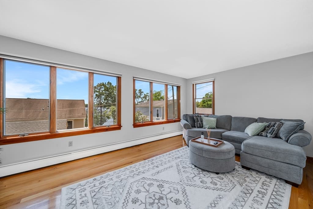 Single Family Residence at 11 Beech Ln, Amesbury MA 01913, photo 6 of 42