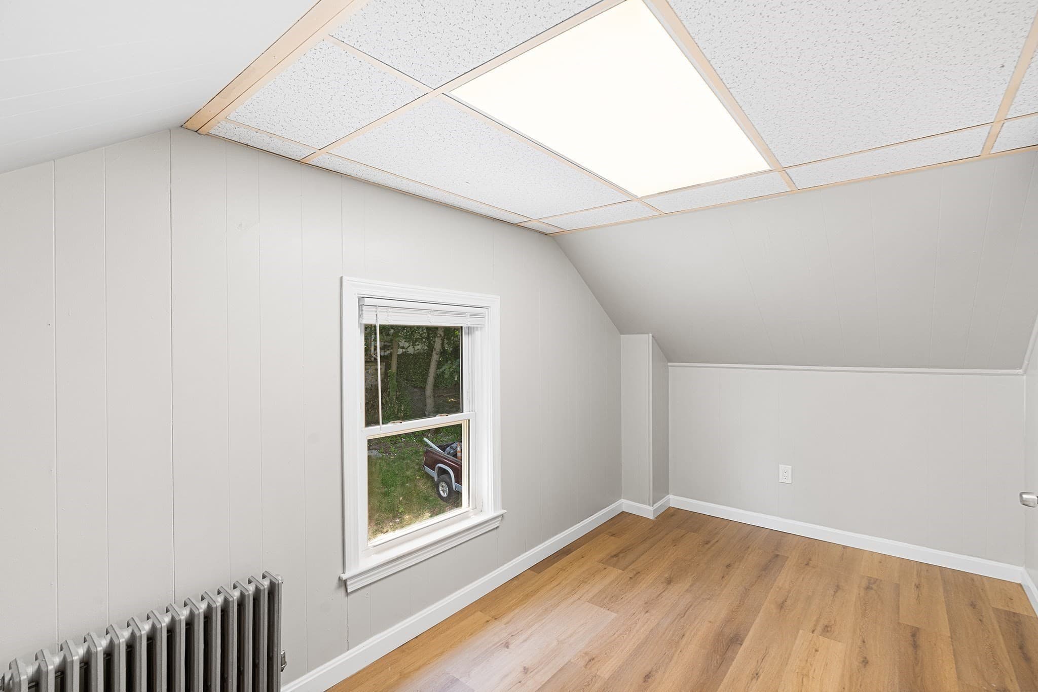 Single Family Residence at 386 Thacher St, Attleboro MA 02703, Attleboro, photo 22 of 30