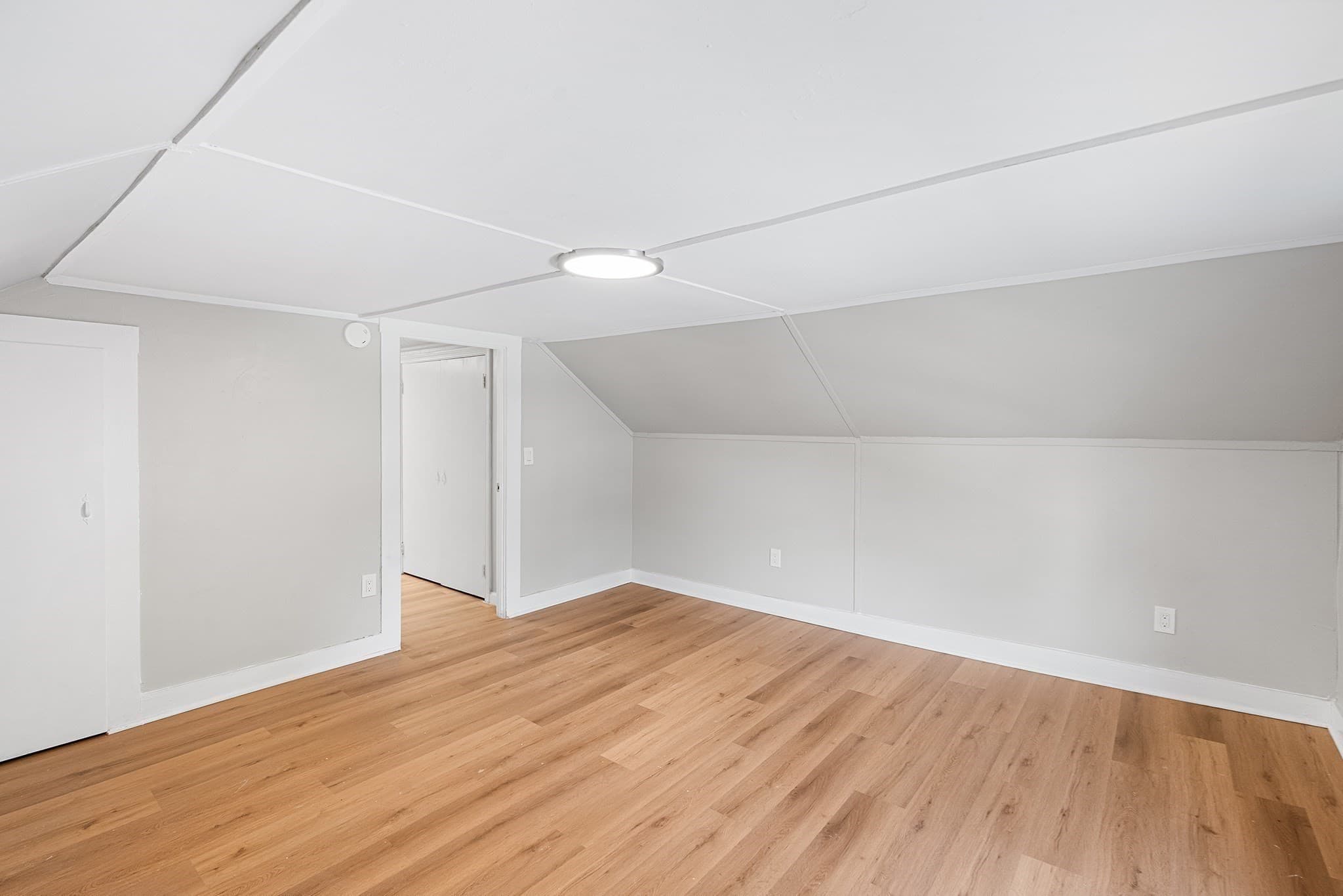Single Family Residence at 386 Thacher St, Attleboro MA 02703, Attleboro, photo 19 of 30