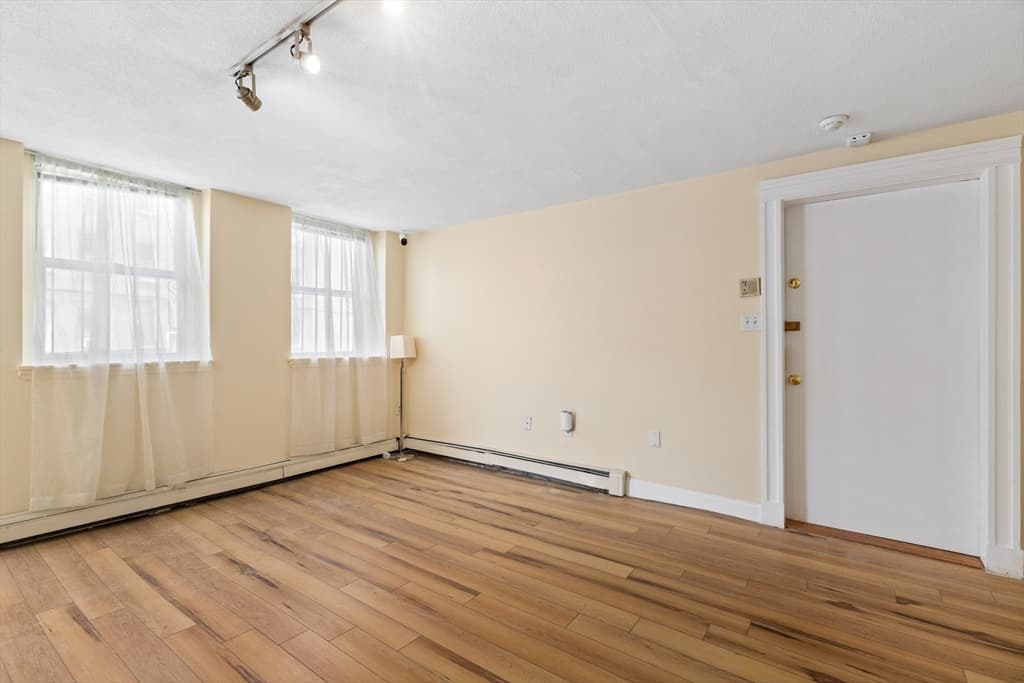 Condominium at 1645 Commonwealth Ave # 17, Boston MA 02135, photo 3 of 17