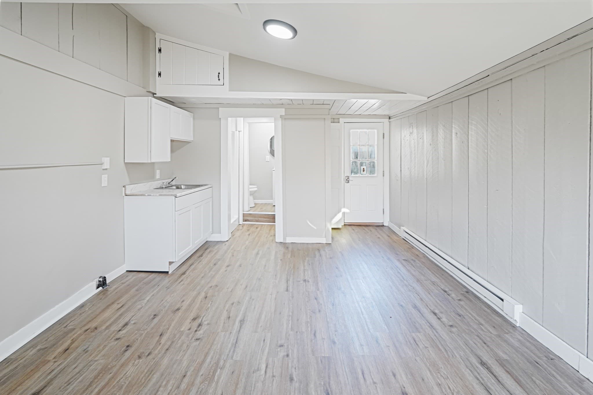 4 Family at 62-64 Willow Rd, Ayer MA 01432, photo 5 of 40