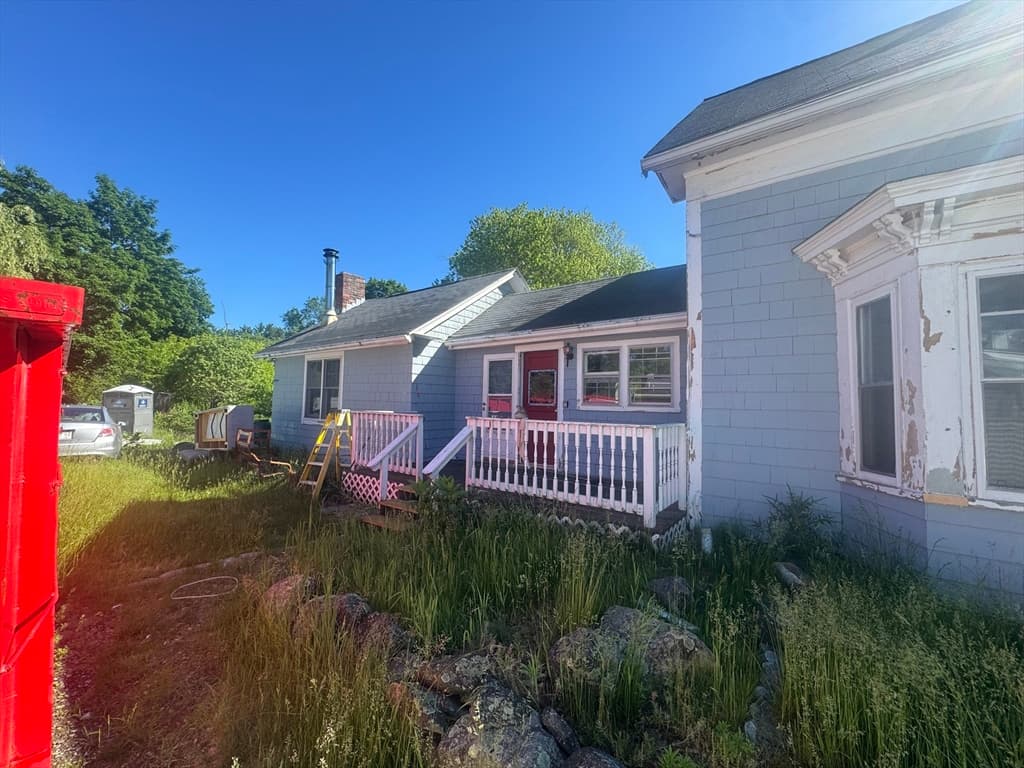 Single Family Residence at 252 Main St, Medway MA 02053, Medway, photo 3 of 39