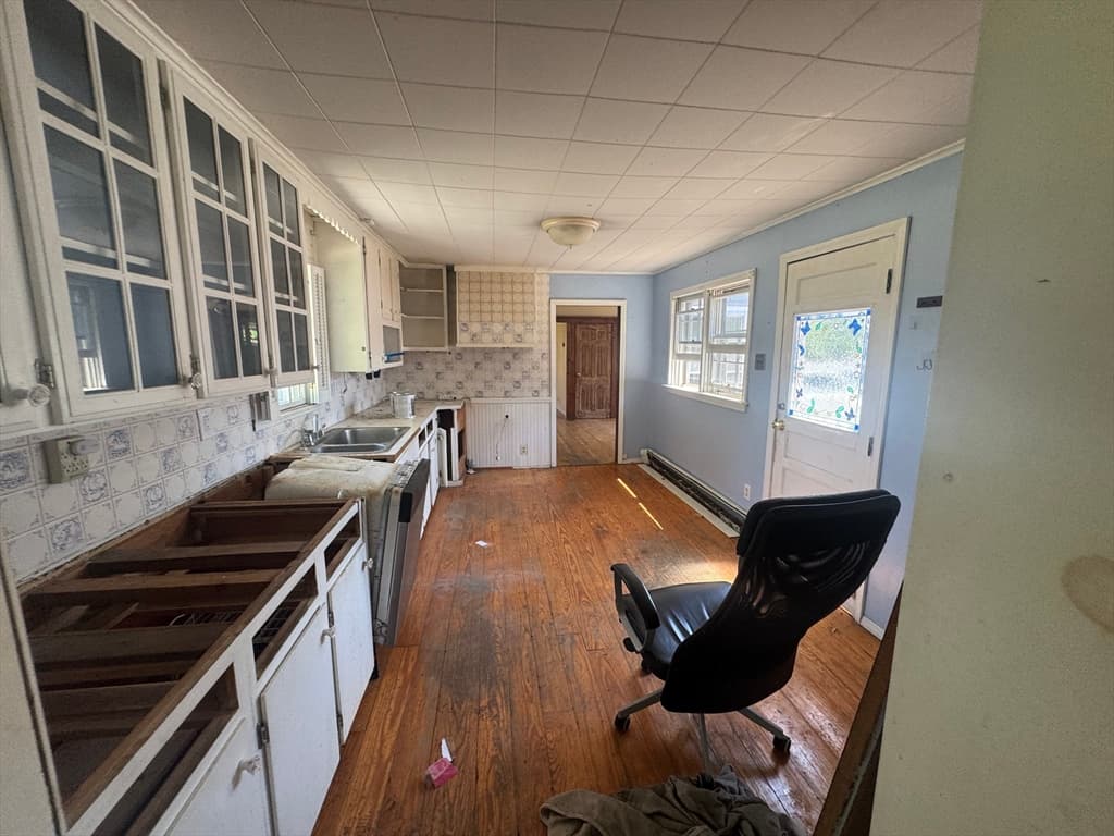 Single Family Residence at 252 Main St, Medway MA 02053, Medway, photo 21 of 39