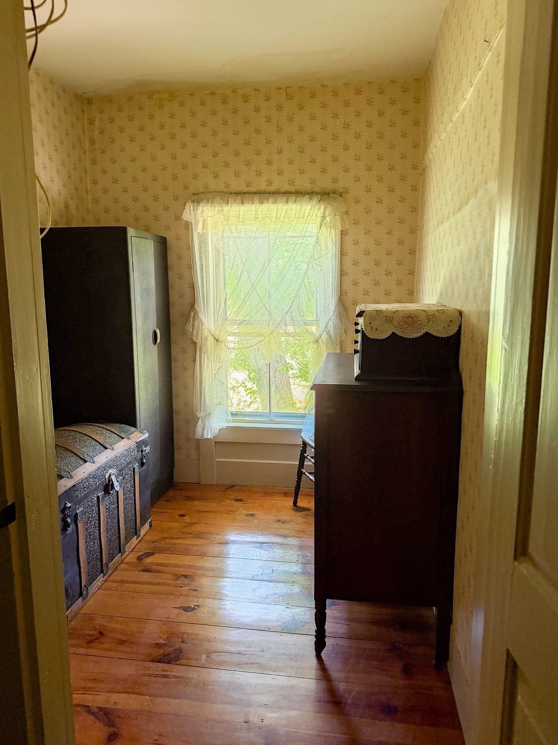 Single Family Residence at 76 Cooleyville Rd, New Salem MA 01355, New Salem, photo 20 of 32