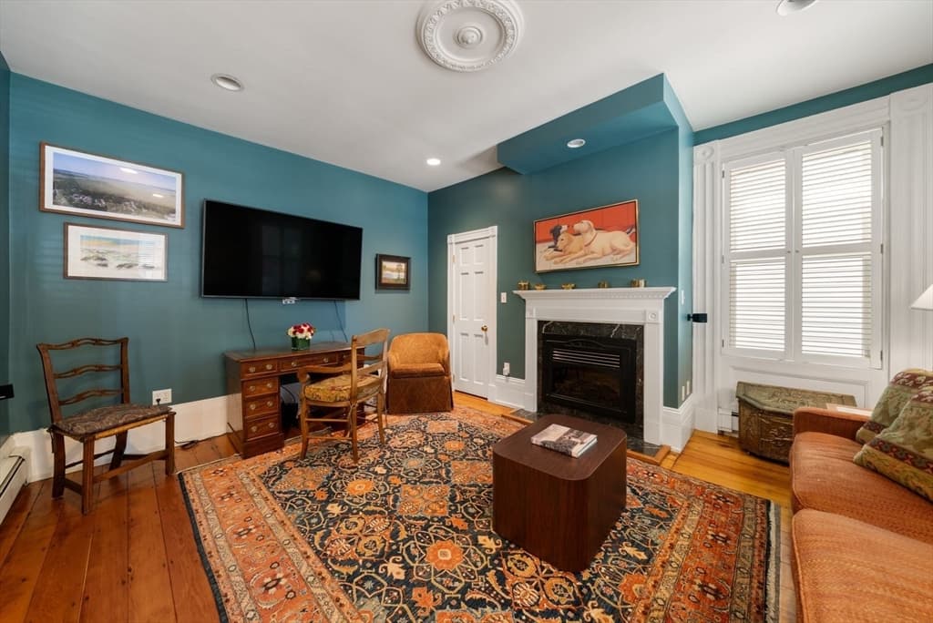 Single Family Residence at 51 Chestnut Street, Boston MA 02129, Boston, photo 3 of 40
