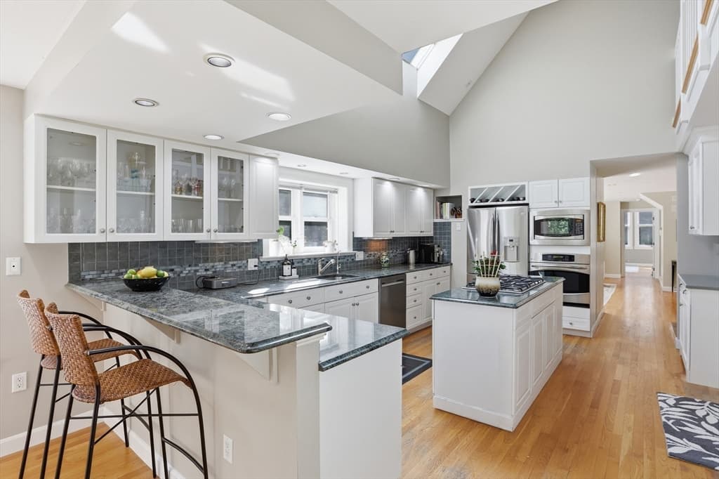 Single Family Residence at 88 Esterbrook Rd, Acton MA 01720, Acton, photo 4 of 40