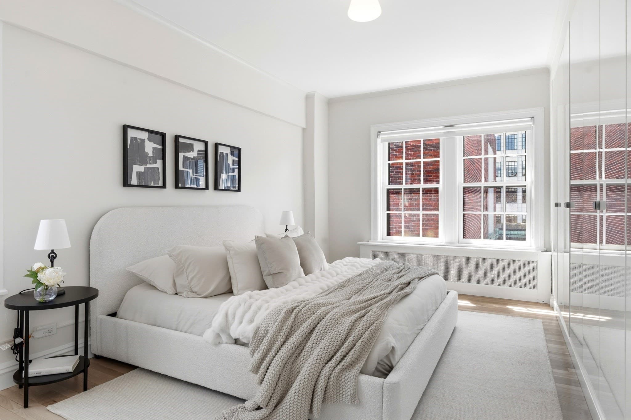 Condominium at 90 Commonwealth Ave # 22, Boston MA 02116, photo 13 of 22
