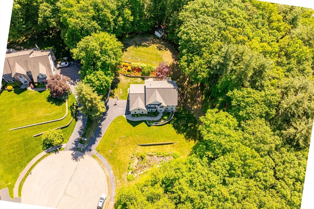 Single Family Residence at 34 Beechwood Cir, Northborough MA 01532, Northborough, photo 3 of 42