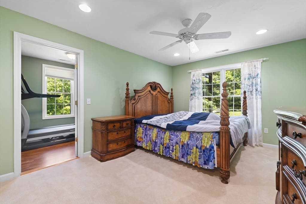 Single Family Residence at 34 Beechwood Cir, Northborough MA 01532, Northborough, photo 36 of 42