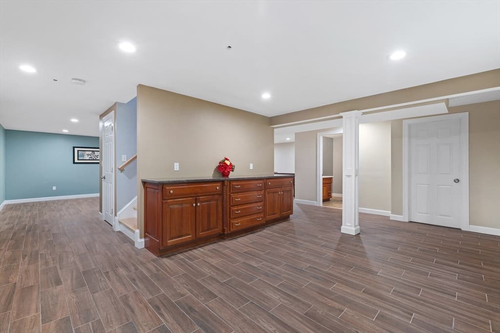 Single Family Residence at 34 Beechwood Cir, Northborough MA 01532, Northborough, photo 41 of 42