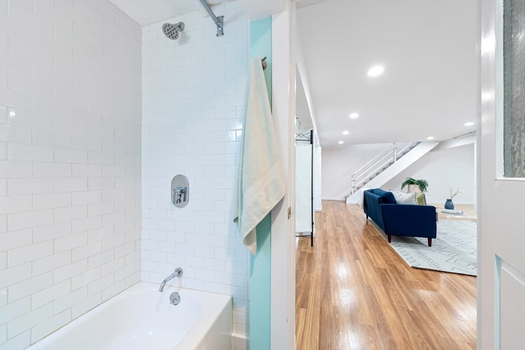 Condominium at 69 Harvey St # 3, Cambridge MA 02141, Cambridge, photo 20 of 27