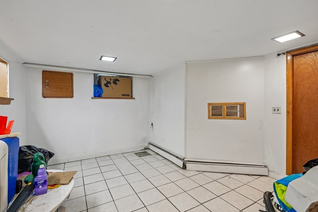 638 Boston St, Lynn MA 01905 photo 19