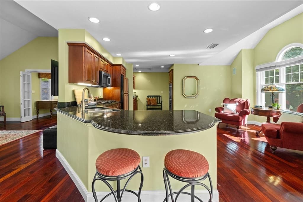 Condominium at 80 Humphreys Lane # 80, Duxbury MA 02332, Duxbury, photo 12 of 42