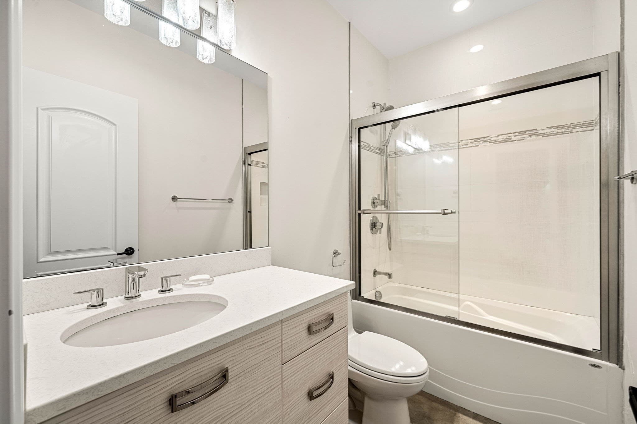Single Family Residence at 129 Rangeley Rd, Brookline MA 02467, Brookline, photo 33 of 42