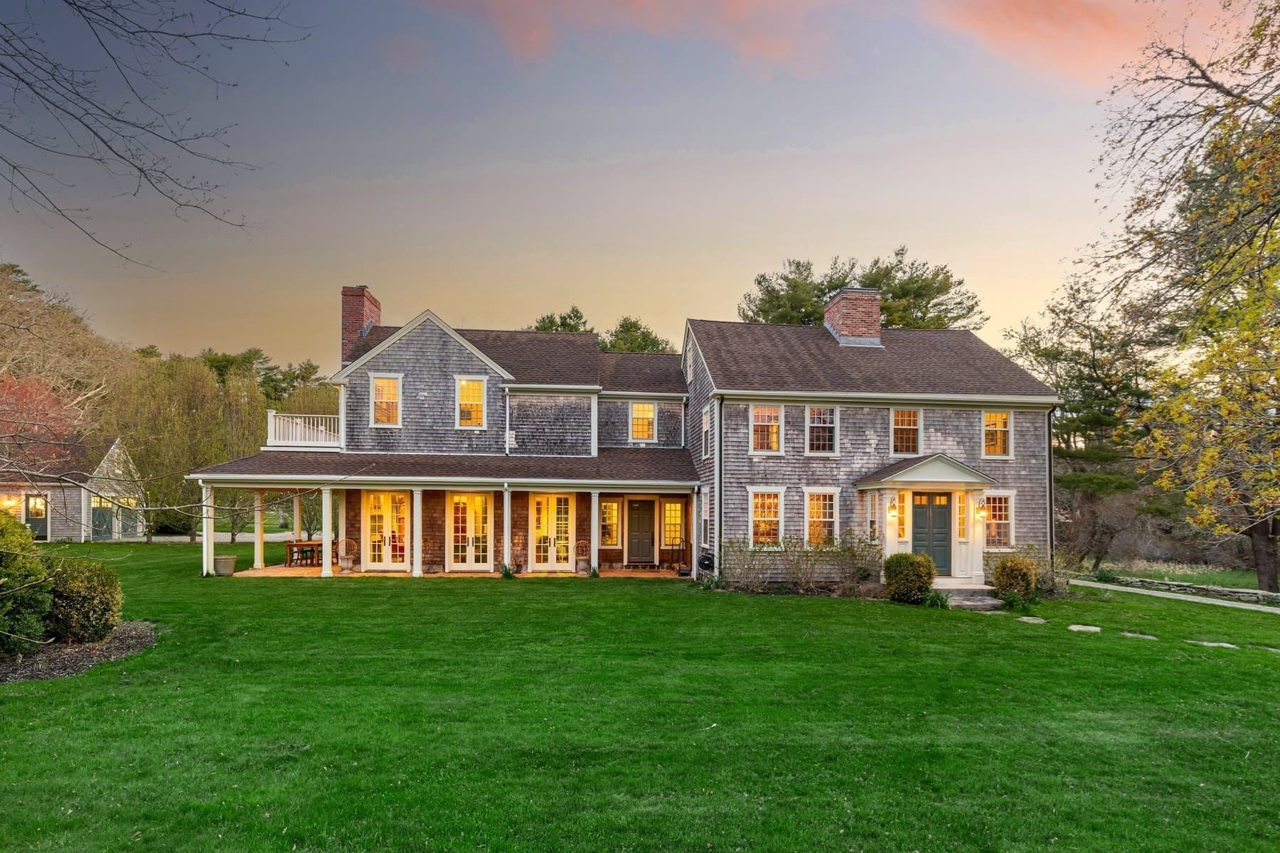 Single Family Residence at 111 Slades Corner Road, Dartmouth MA 02748, photo 5 of 41