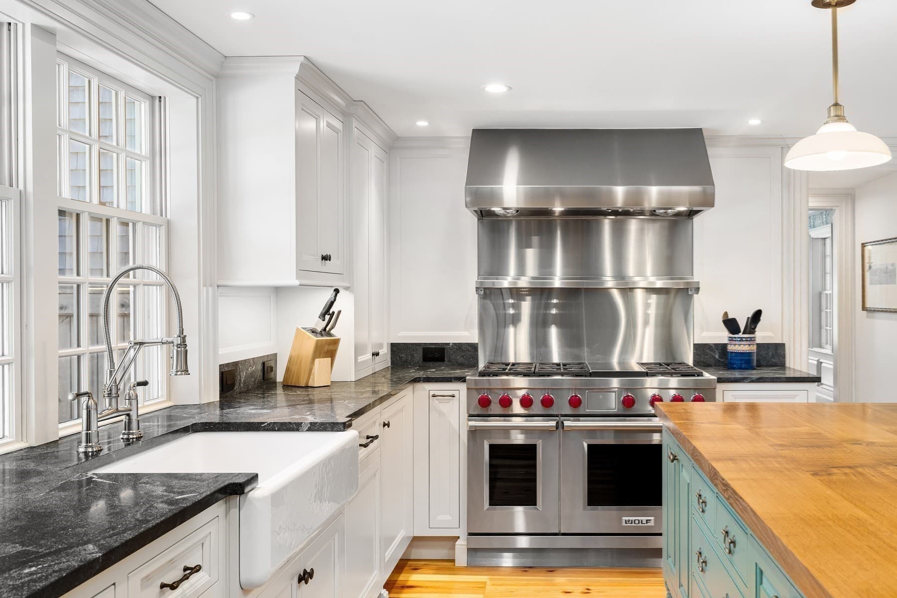 Single Family Residence at 111 Slades Corner Road, Dartmouth MA 02748, photo 10 of 41