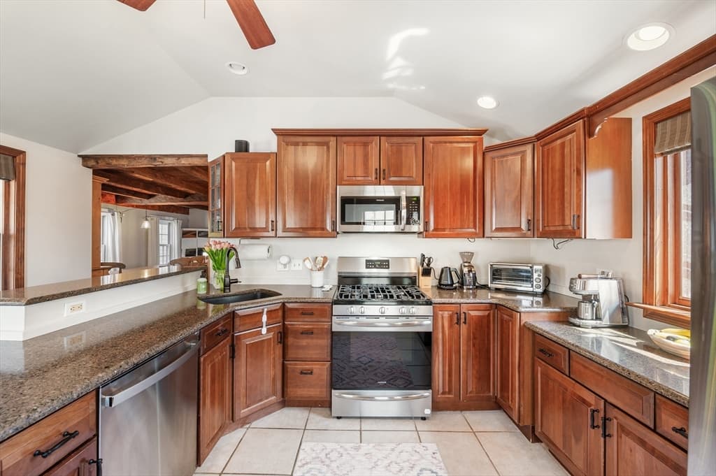 Single Family Residence at 82 Dodge St # 1, Beverly MA 01915, Beverly, photo 7 of 42
